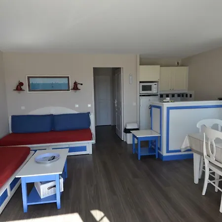 Apartment A L Ocean - Grand T4 Vue Grand Balcon Confort - Wifi Et Parking Gratuits - Piscine A Environ 25 M - Centre Ville, Tous Commerces, Marche, Et Port A 10 Minutes A Pied En Longeant La *