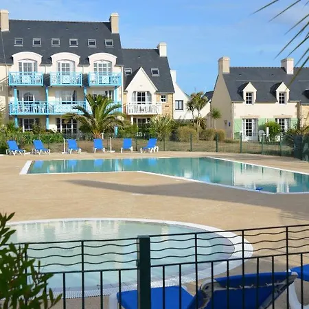 A L Ocean - Grand T4 Vue Grand Balcon Confort - Wifi Et Parking Gratuits - Piscine A Environ 25 M - Centre Ville, Tous Commerces, Marche, Et Port A 10 Minutes A Pied En Longeant La * Guilvinec