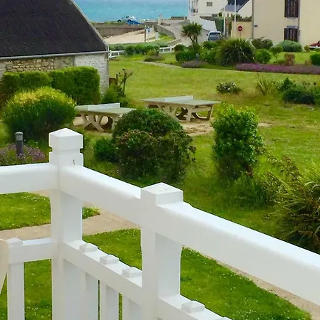 A L Ocean - Grand T4 Vue Grand Balcon Confort - Wifi Et Parking Gratuits - Piscine A Environ 25 M - Centre Ville, Tous Commerces, Marche, Et Port A 10 Minutes A Pied En Longeant La Apartman Guilvinec
