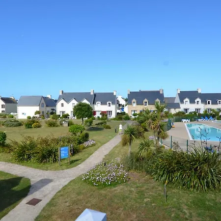 A L Ocean - Grand T4 Vue Grand Balcon Confort - Wifi Et Parking Gratuits - Piscine A Environ 25 M - Centre Ville, Tous Commerces, Marche, Et Port A 10 Minutes A Pied En Longeant La * Guilvinec